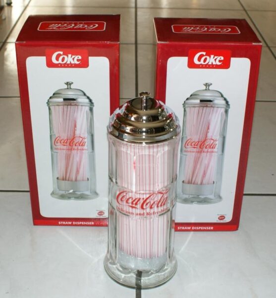 Coca Cola Röhrchenspender