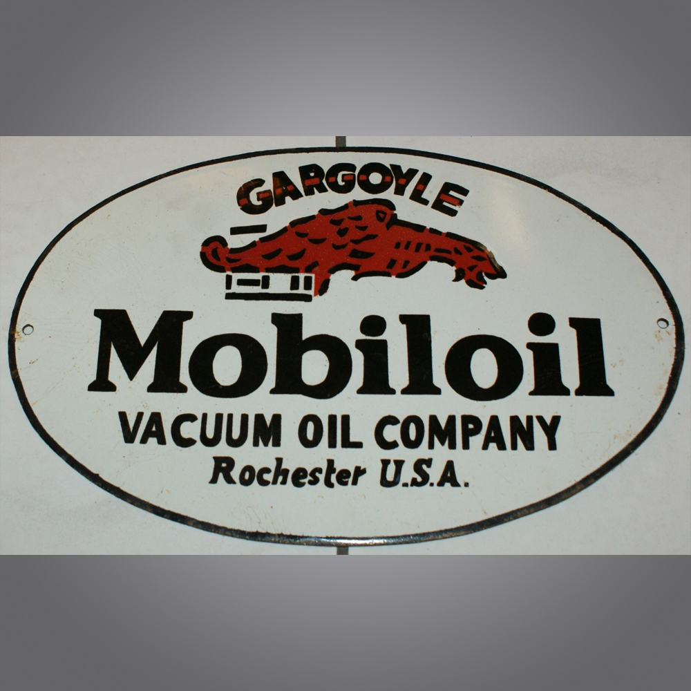 Mobiloil-Gargoyle-Emailschild-Oval-1
