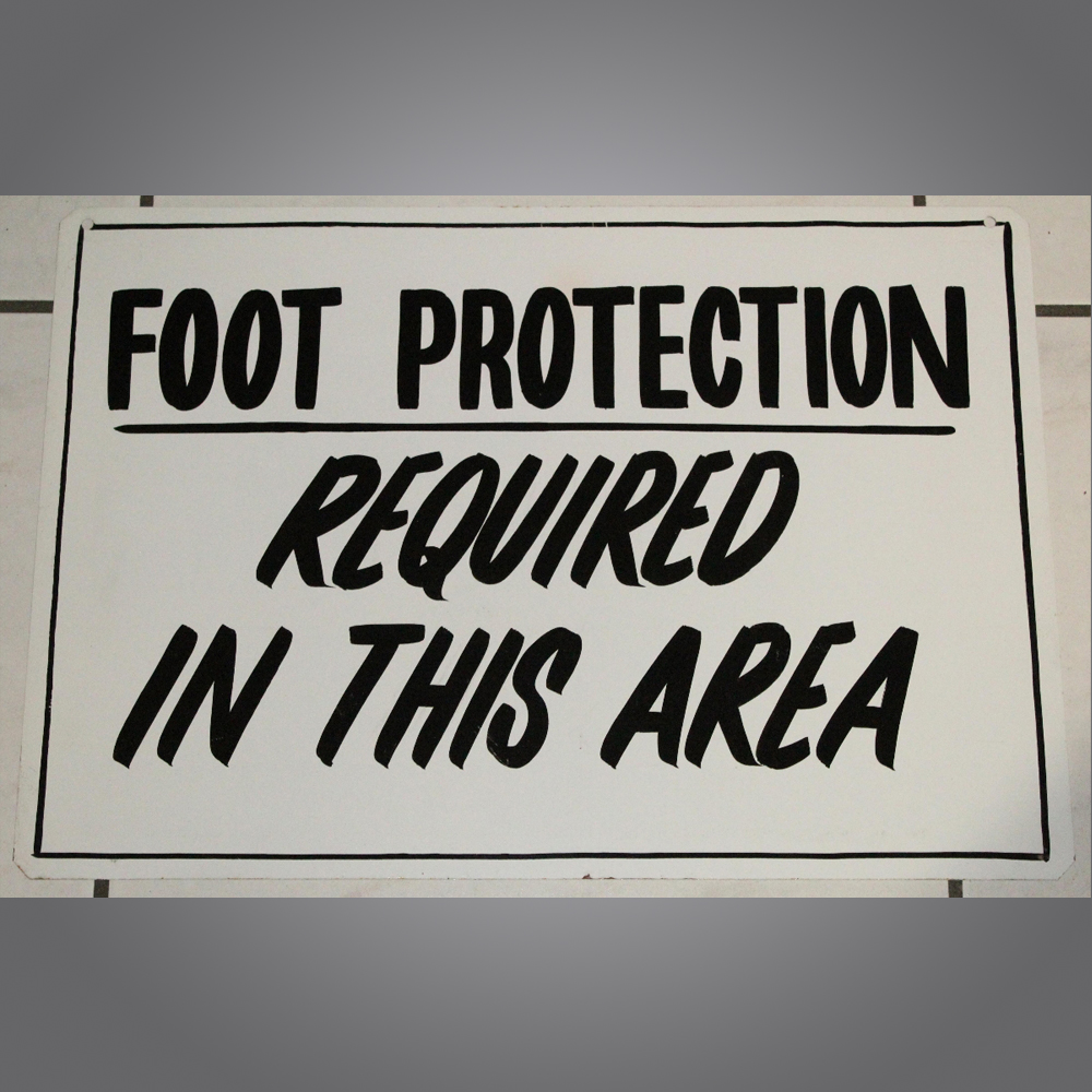 Protection-Foot-Blechschild-1