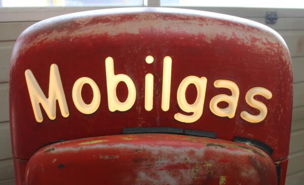 Mobilgas Script Top M&S80 Tanksäule 7