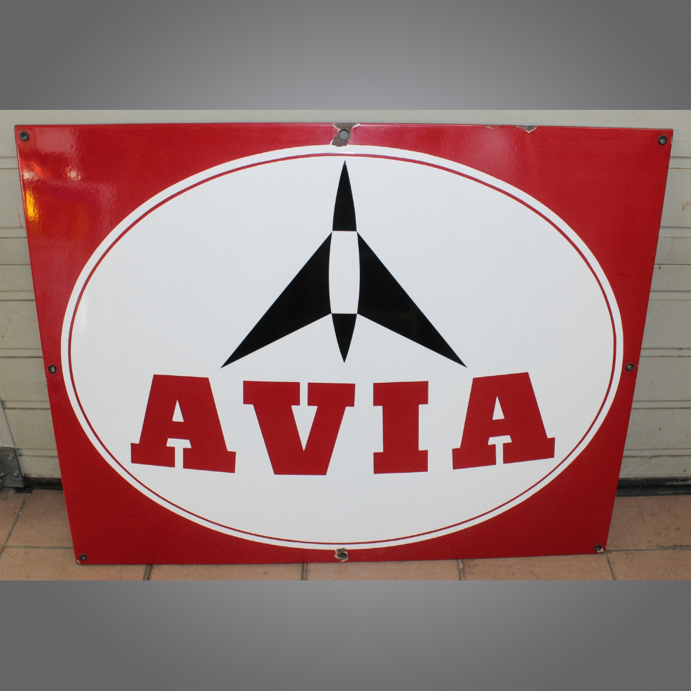 Avia-Emailschild