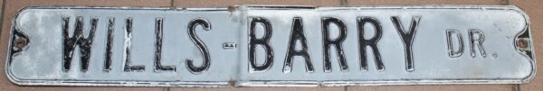 Wills Barry Dr Streetsign