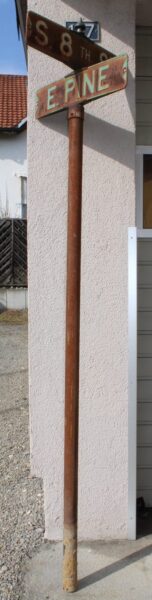 Kreuzung Schilderset E.Pine 4