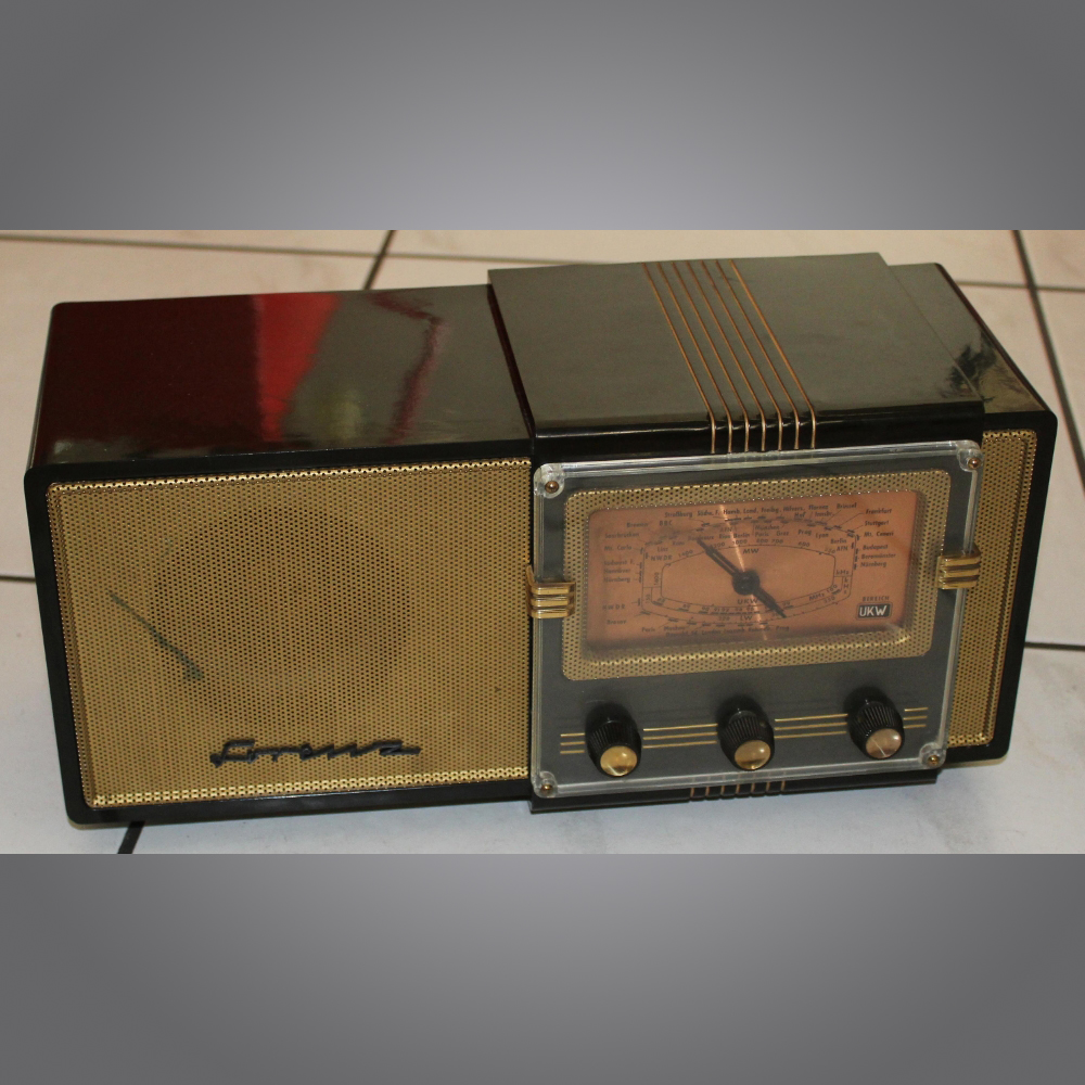 Radio-Lorenz-C2