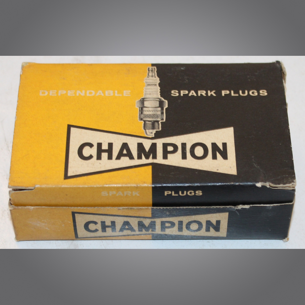 Champion-Spark-Plugs-UJ-17V