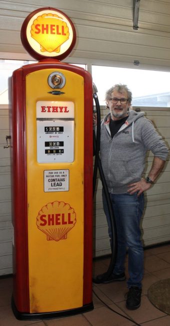 Shell Bennett 646 Gaspump 1