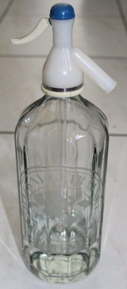 Siphon Flasche Haenny Getraenke Interlaken 1
